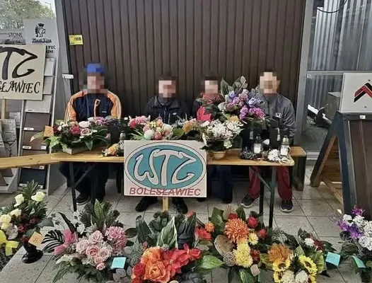 Stroiki na Wszystkich Świętych od wychowanków WTZ w Bolesławcu